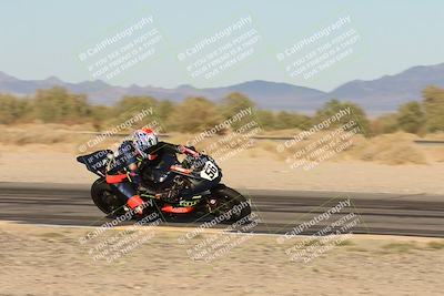 media/Nov-02-2025-CVMA (Sun) [[337aff29ab]]/Race 18-Supersport Middleweight/